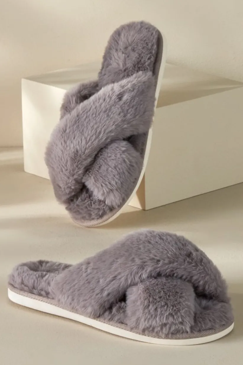 Dreama Faux Fur Cross Band Slippers<Soft Surroundings Best