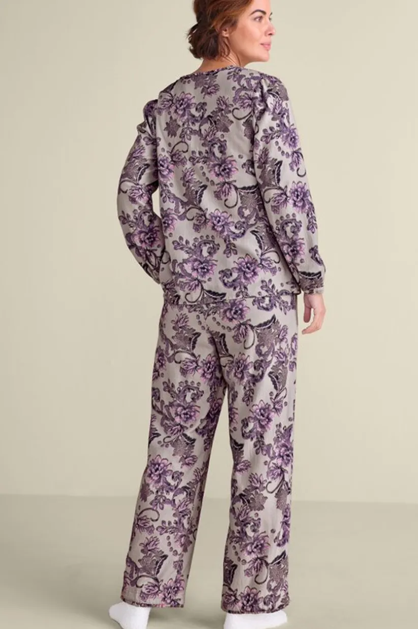 Festive Finley Sleep Set<Soft Surroundings Outlet