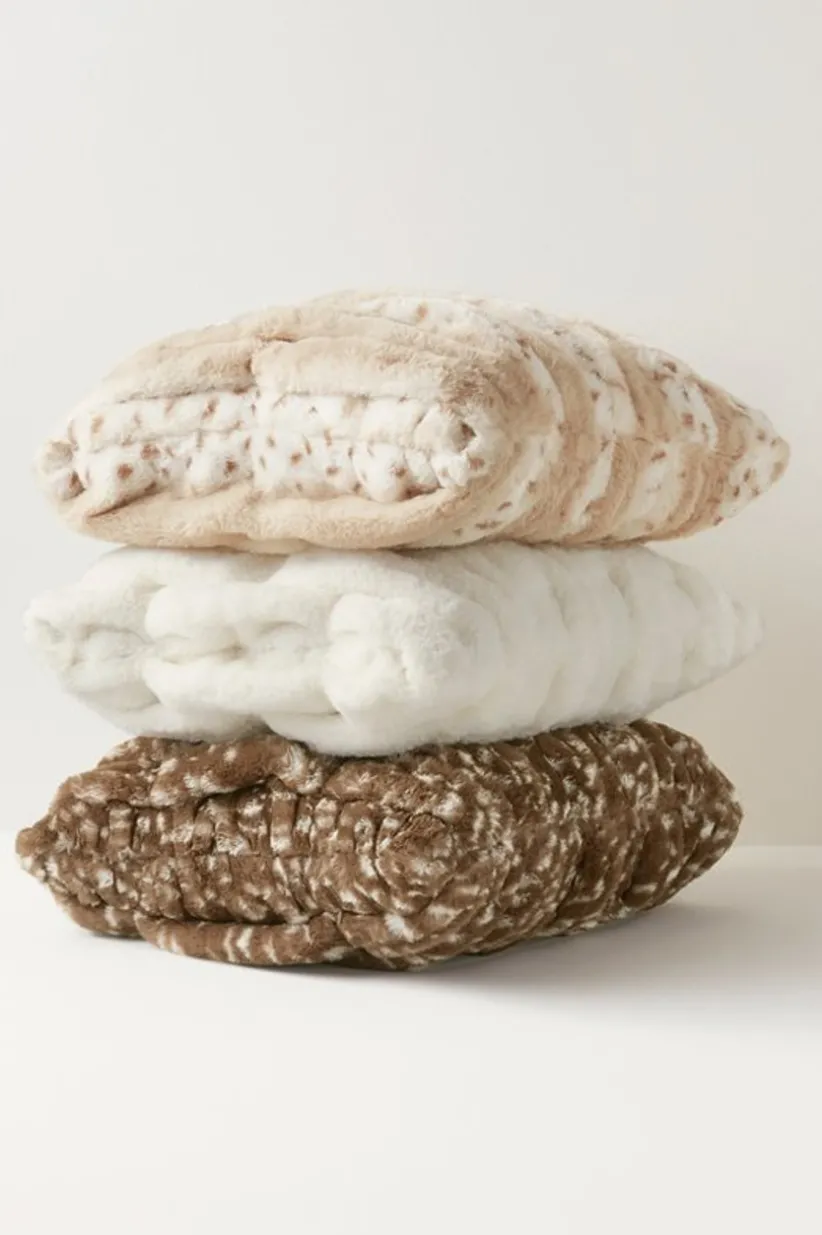 La Parisienne Faux Fur Pillow<Soft Surroundings Fashion