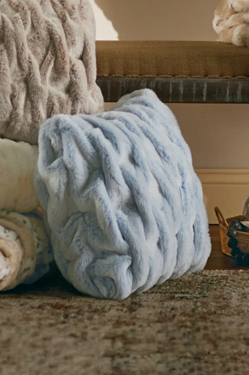 La Parisienne Faux Fur Pillow<Soft Surroundings Fashion