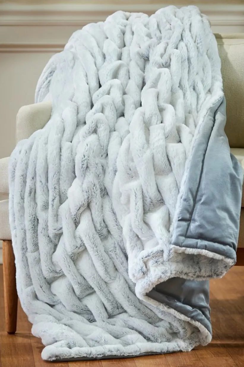 La Parisienne Faux Fur Throw<Soft Surroundings New