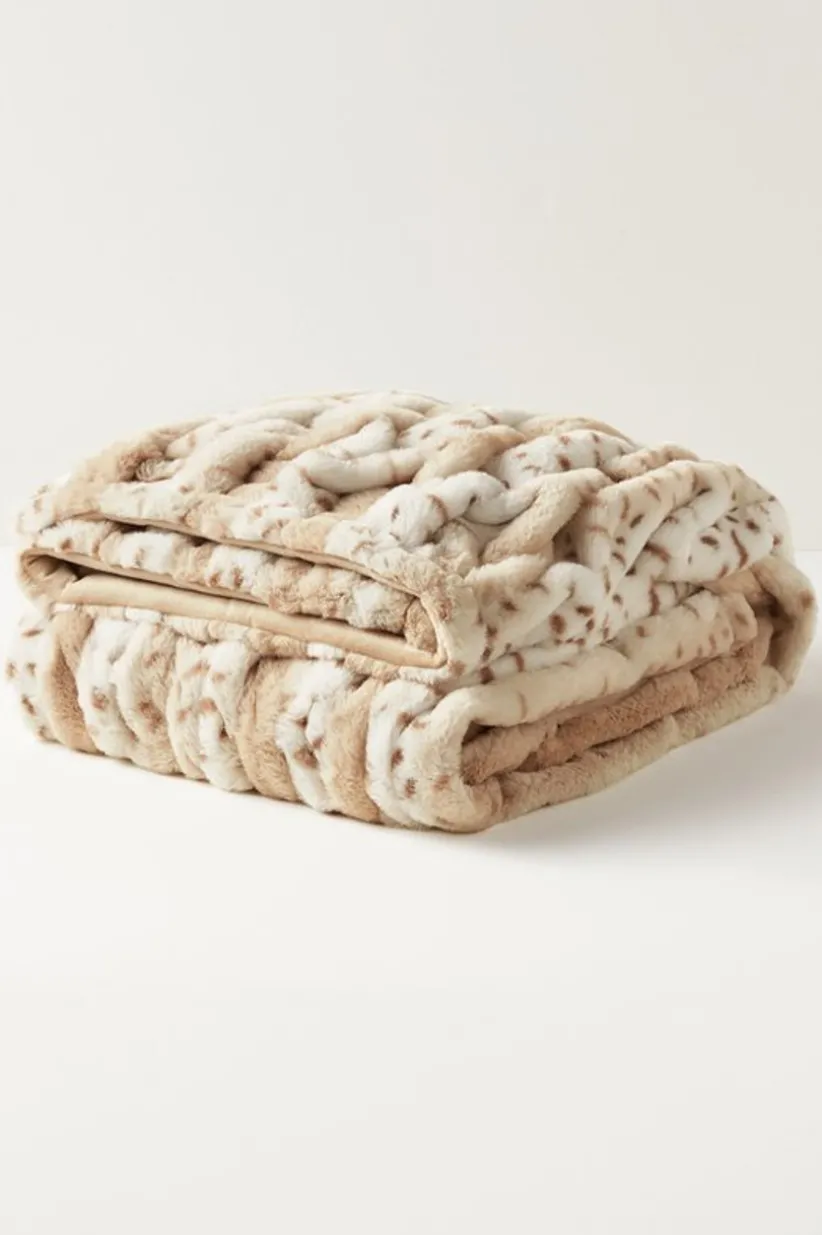 La Parisienne Faux Fur Throw<Soft Surroundings New