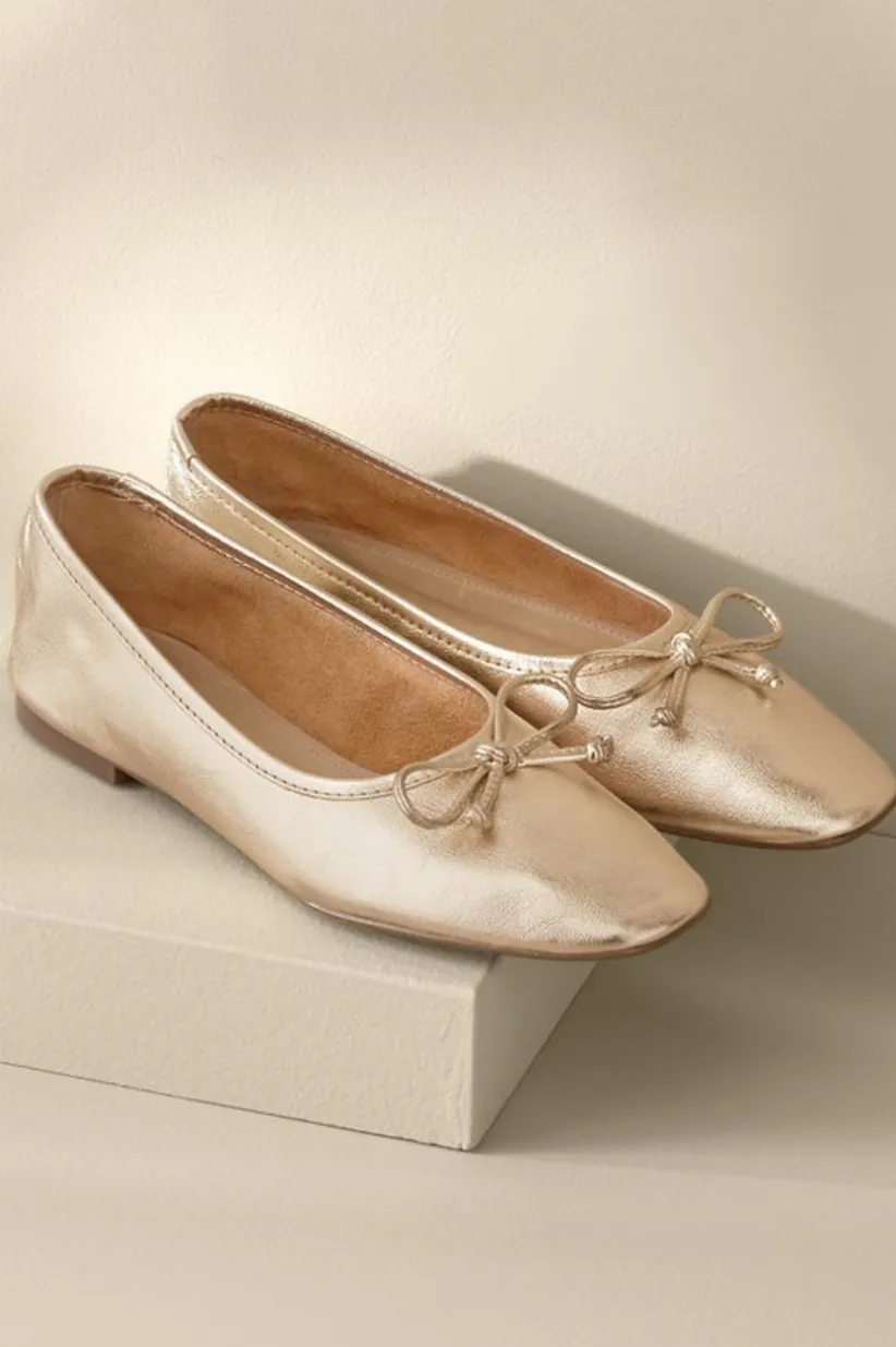 Schutz Arissa Bow Ballet Flat<Soft Surroundings Clearance