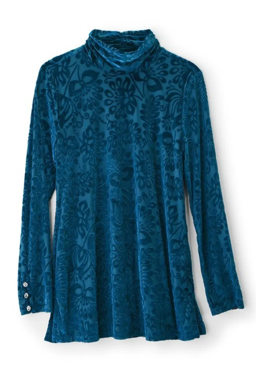 Walden Velvet Turtleneck<Soft Surroundings New