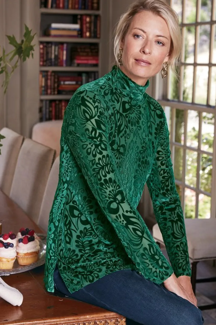 Walden Velvet Turtleneck<Soft Surroundings New