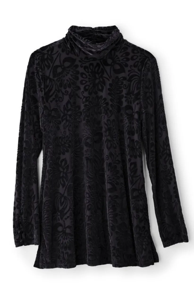 Walden Velvet Turtleneck<Soft Surroundings New